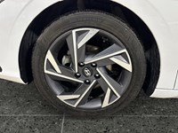 2024 Hyundai Elantra Preferred IVT w/Tech Pkg