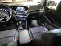2017 Hyundai Tucson AWD 4dr 2.0L Luxury