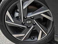2026 Hyundai Elantra HEV Luxury Sedan