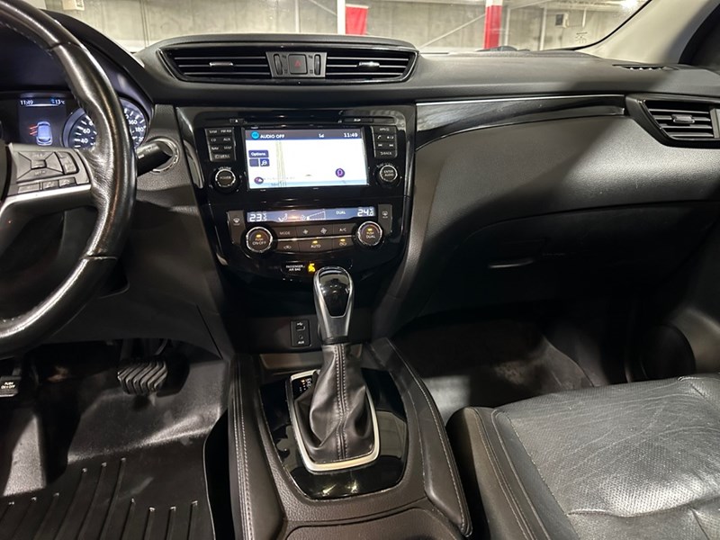 2017 Nissan Qashqai AWD 4dr SL CVT