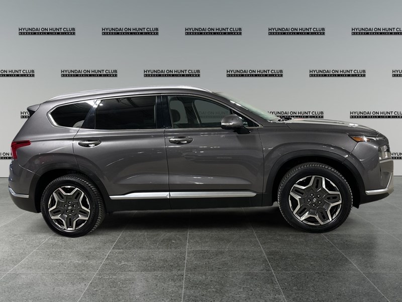 2023 Hyundai Santa Fe HEV Luxury AWD