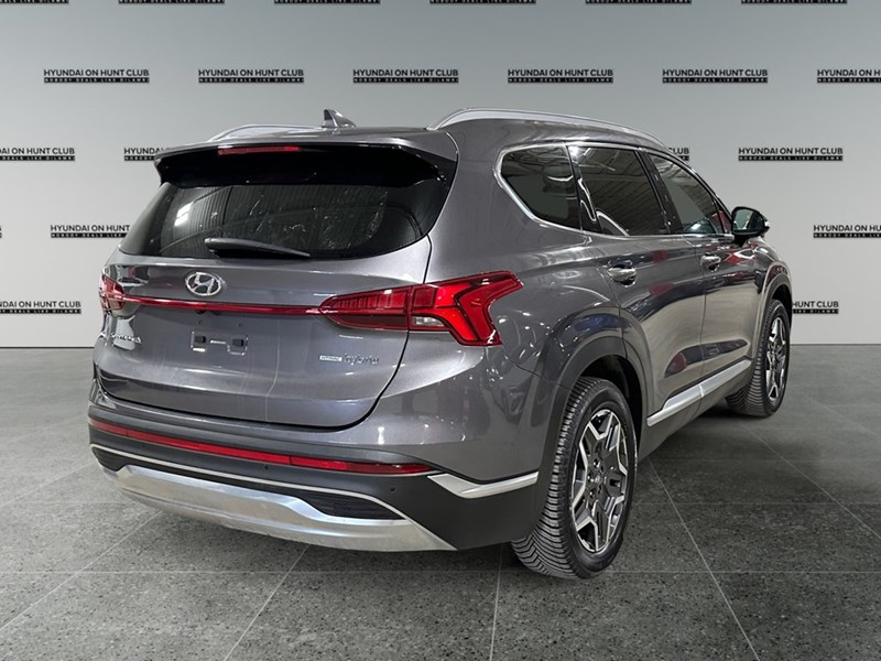 2023 Hyundai Santa Fe HEV Luxury AWD