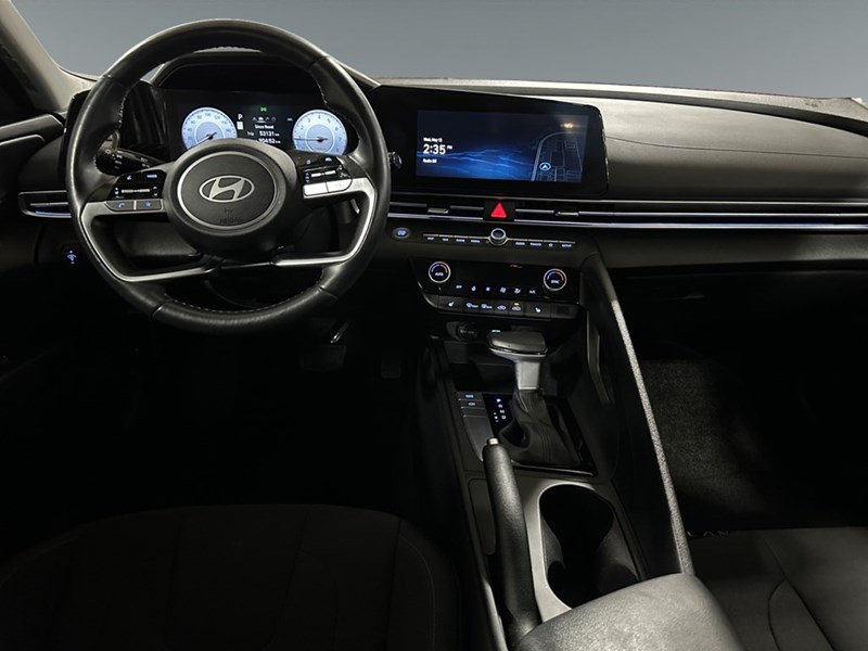 2024 Hyundai Elantra Preferred IVT w/Tech Pkg