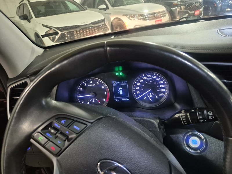 2017 Hyundai Tucson AWD 4dr 2.0L Luxury