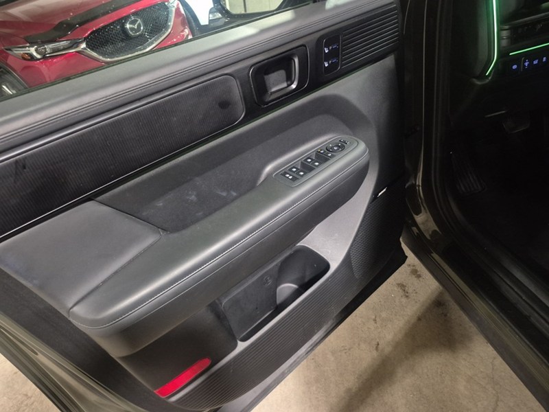 2025 Hyundai Santa Fe Ultimate Calligraphy AWD
