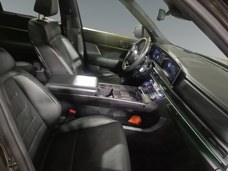 2025 Hyundai Santa Fe Ultimate Calligraphy AWD
