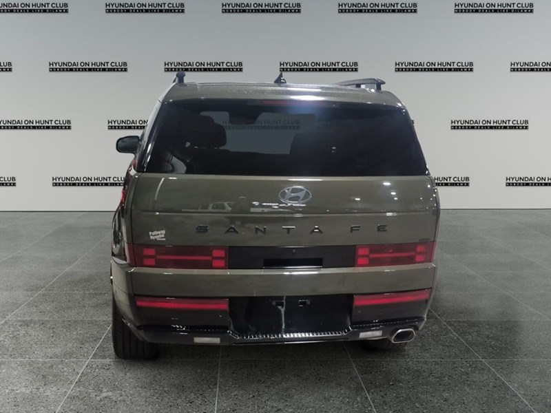 2025 Hyundai Santa Fe Ultimate Calligraphy AWD