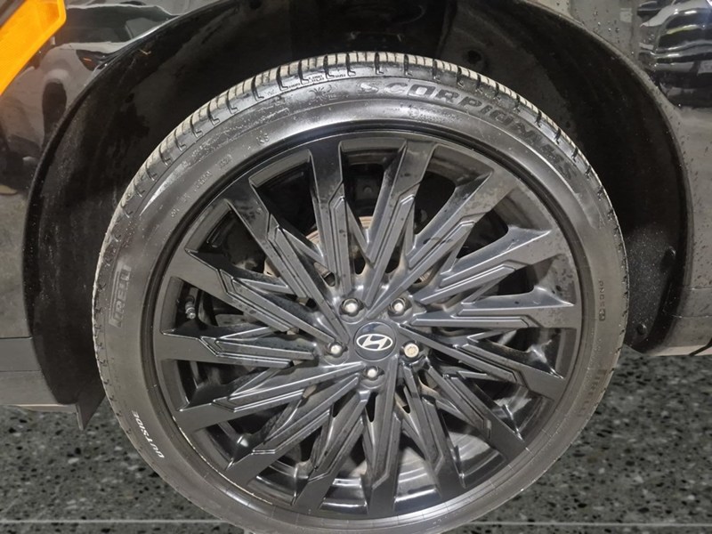 2025 Hyundai Santa Fe Ultimate Calligraphy AWD