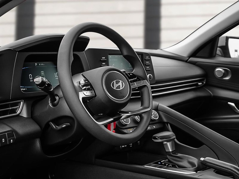 2026 Hyundai Elantra Essential IVT