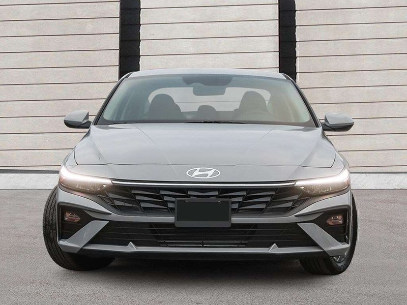 2026 Hyundai Elantra Preferred IVT w/Tech Pkg MANAGER'S DEMO
