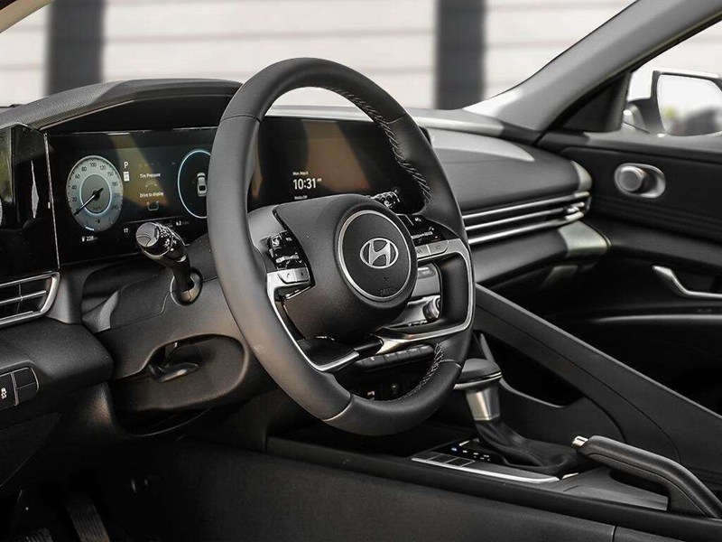 2026 Hyundai Elantra Preferred IVT w/Tech Pkg MANAGER'S DEMO