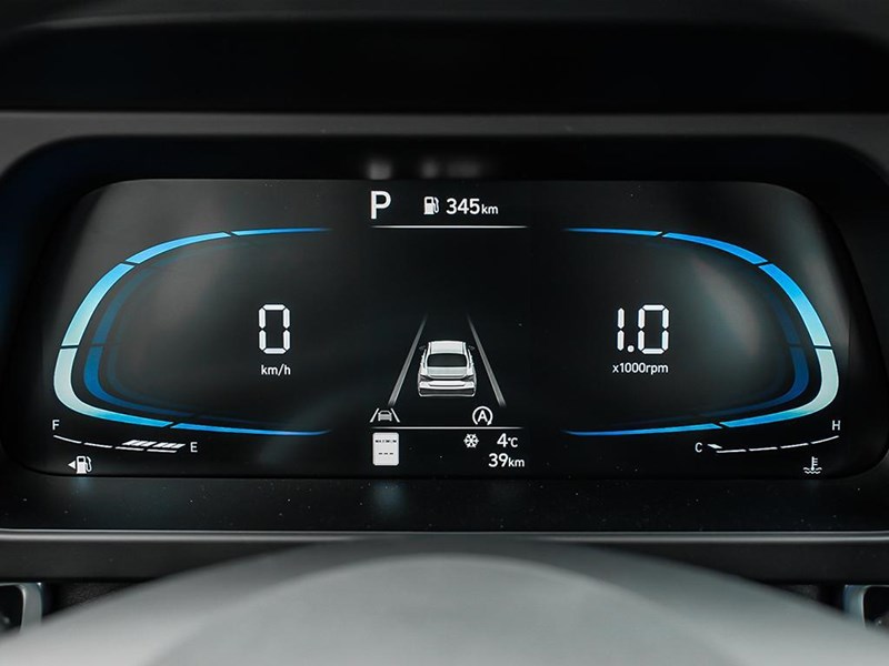 2026 Hyundai Elantra Essential IVT