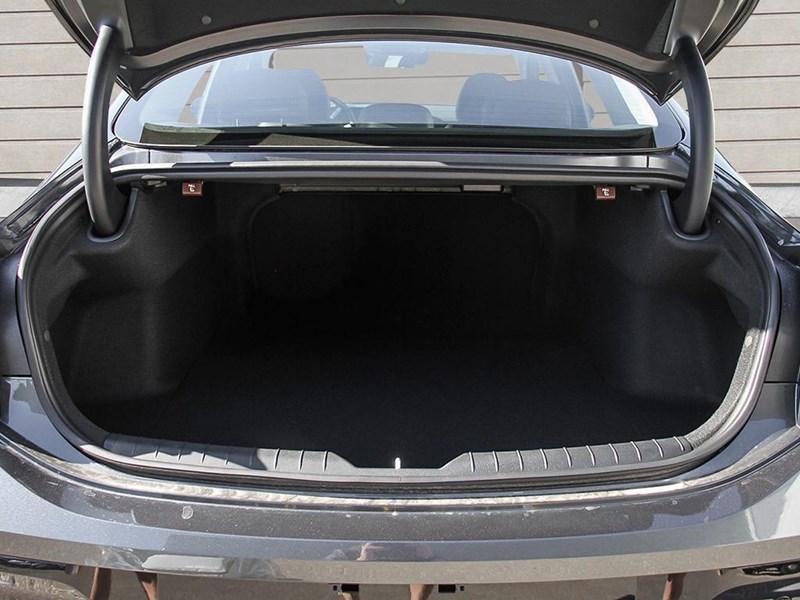 2026 Hyundai Sonata Hybrid Preferred-Trend FWD