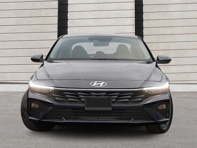 2026 Hyundai Elantra Preferred IVT