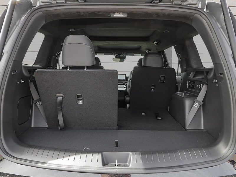 2025 Hyundai Santa Fe Ultimate Calligraphy AWD