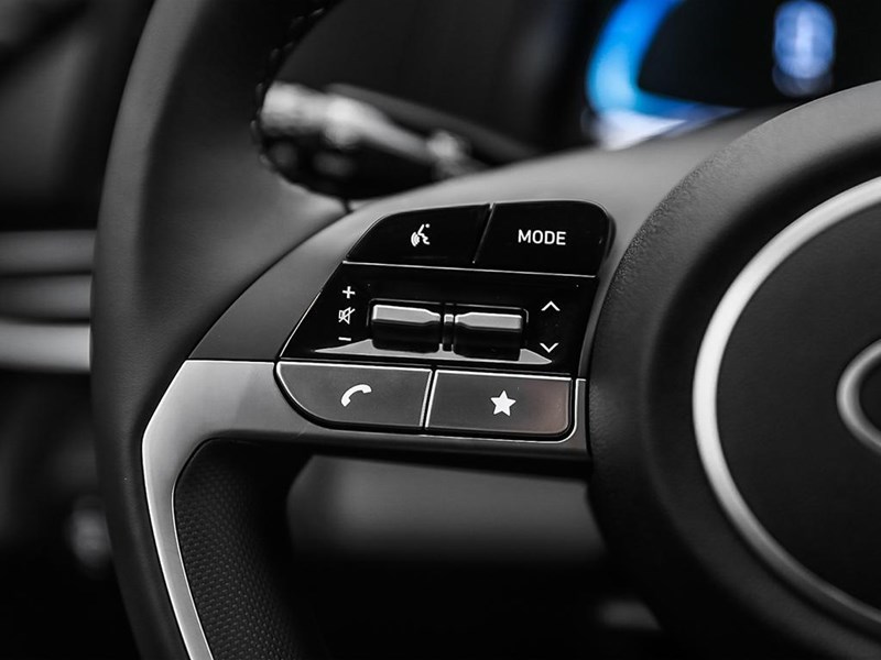 2026 Hyundai Elantra Preferred IVT