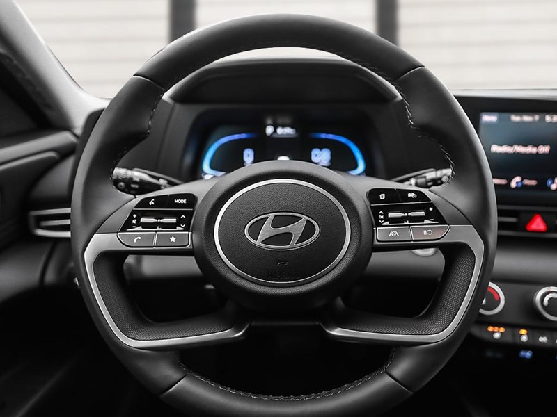 2026 Hyundai Elantra Preferred IVT