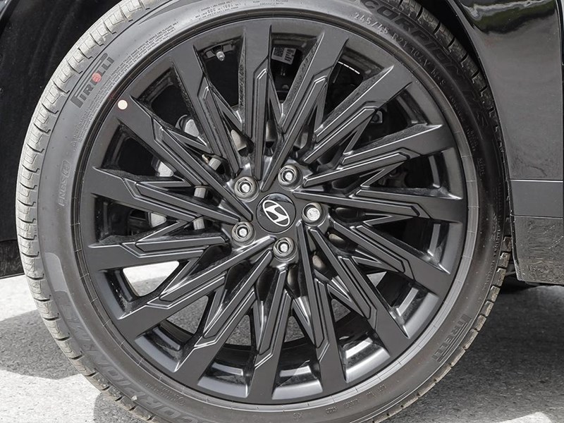 2025 Hyundai Santa Fe Ultimate Calligraphy AWD