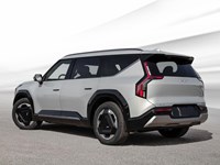 2026 Kia EV9 Land w/Premium Package AWD