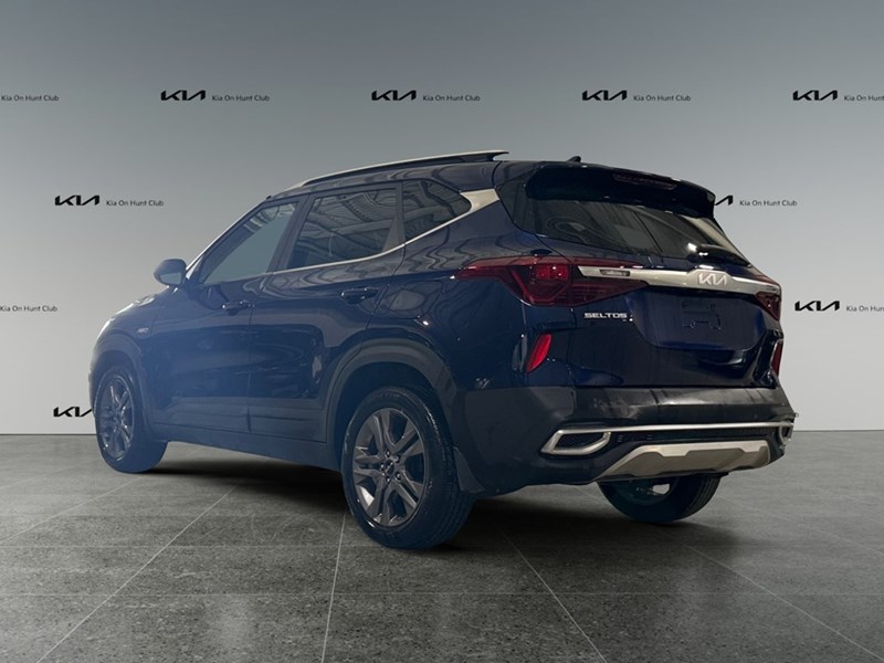 2023 Kia Seltos EX AWD