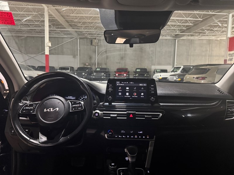 2023 Kia Seltos EX AWD