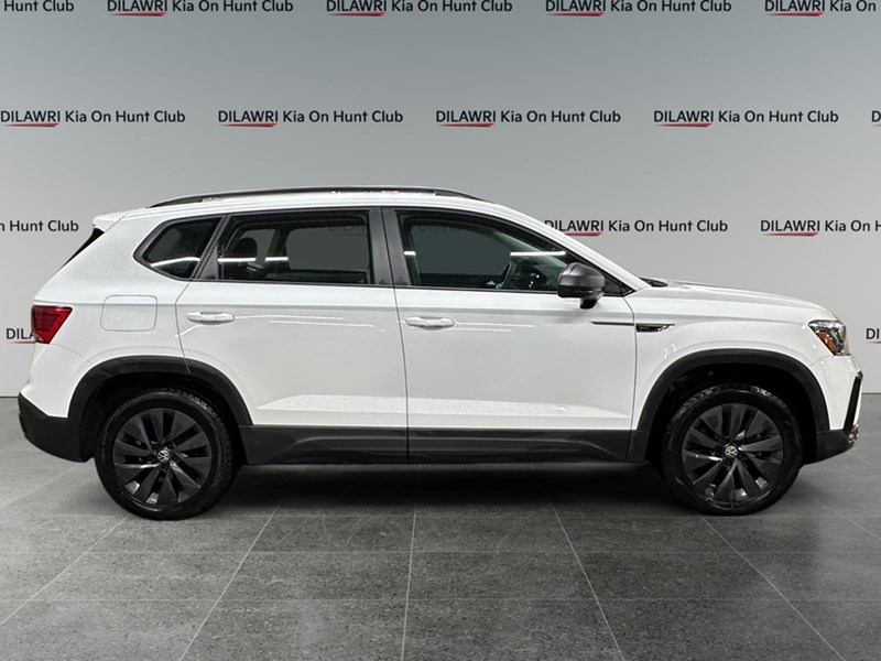 2022 Volkswagen Taos Trendline 4MOTION