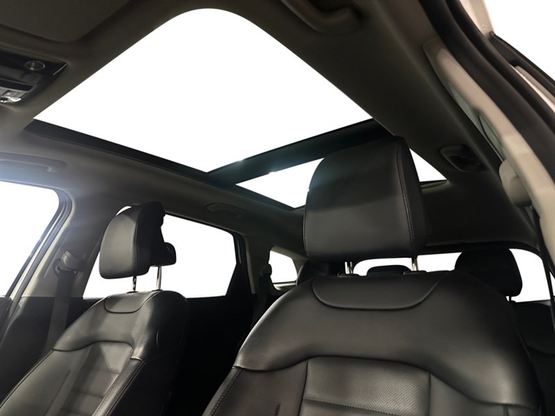 2023 Kia Sportage EX Premium AWD I NAV I PANO ROOF