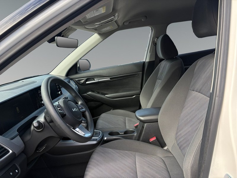 2024 Kia Seltos LX AWD/ CAR PLAY /  LANE SAFETY/ BLIND SPOT