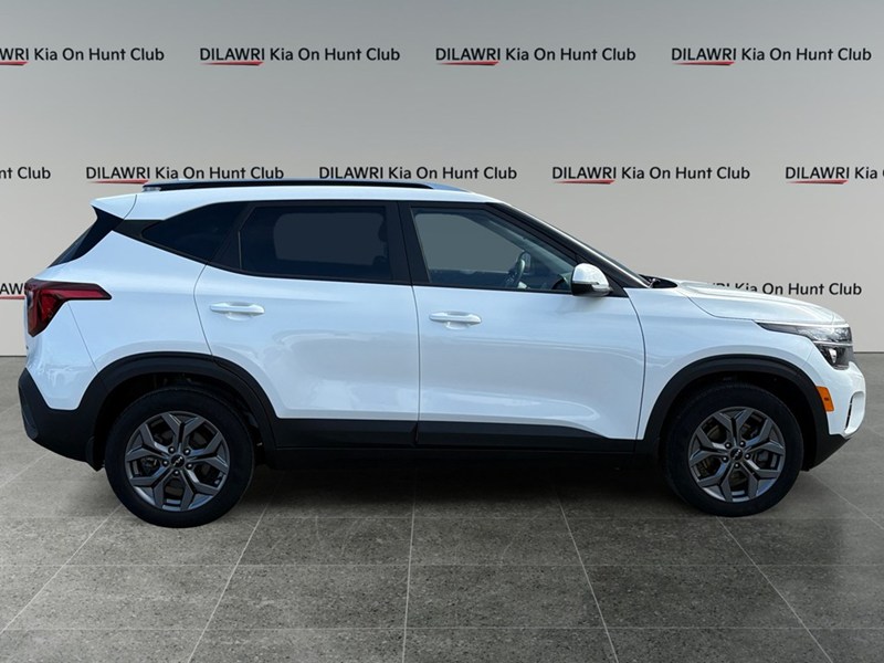 2024 Kia Seltos LX AWD/ CAR PLAY /  LANE SAFETY/ BLIND SPOT