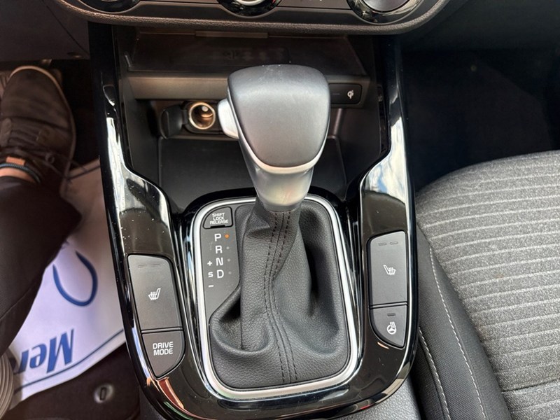2023 Kia Soul EX  / LOW KM/ OFF LEASE/ CAR PLAY/ CAM