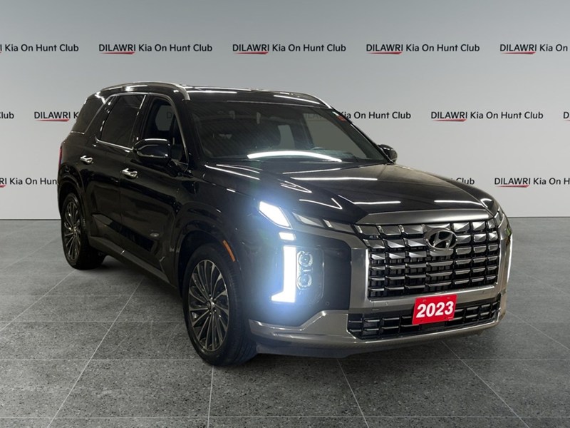 2023 Hyundai Palisade Ultimate Calligraphy 7-Pass./ OFF LEASE/ PANO ROOF