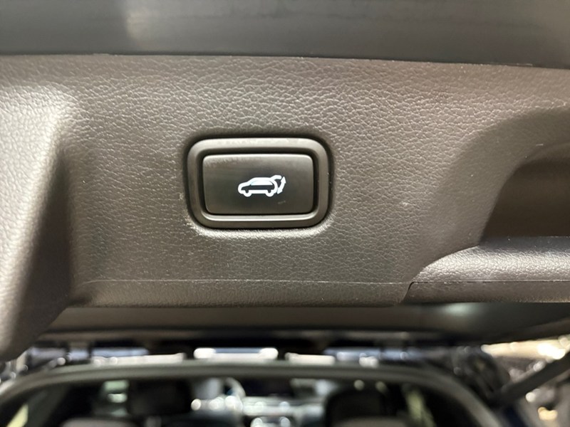 2023 Hyundai Palisade Ultimate Calligraphy 7-Pass./ OFF LEASE/ PANO ROOF