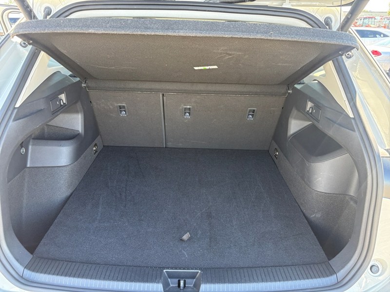 2026 Volkswagen Tiguan Comfortline AWD / LANE KEEP/ BLIND SPOT/ CAR PLAY