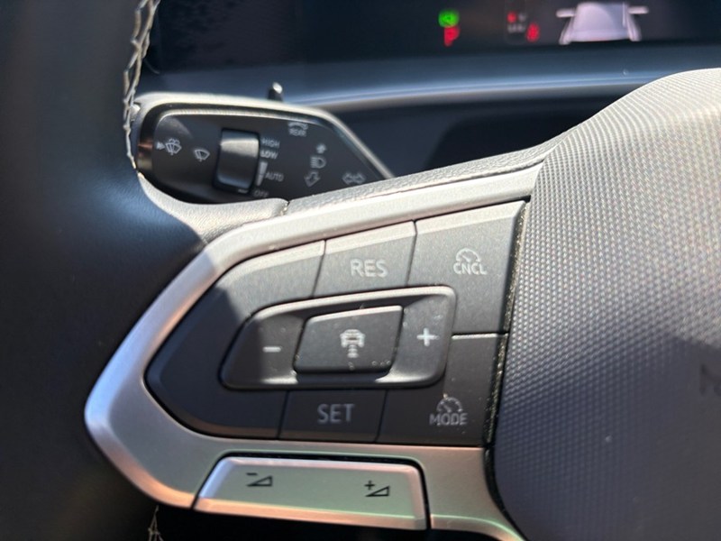 2026 Volkswagen Tiguan Comfortline AWD / LANE KEEP/ BLIND SPOT/ CAR PLAY