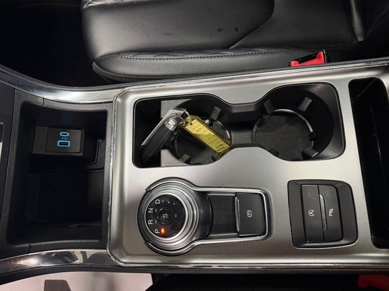 2024 Ford Edge Titanium AWD