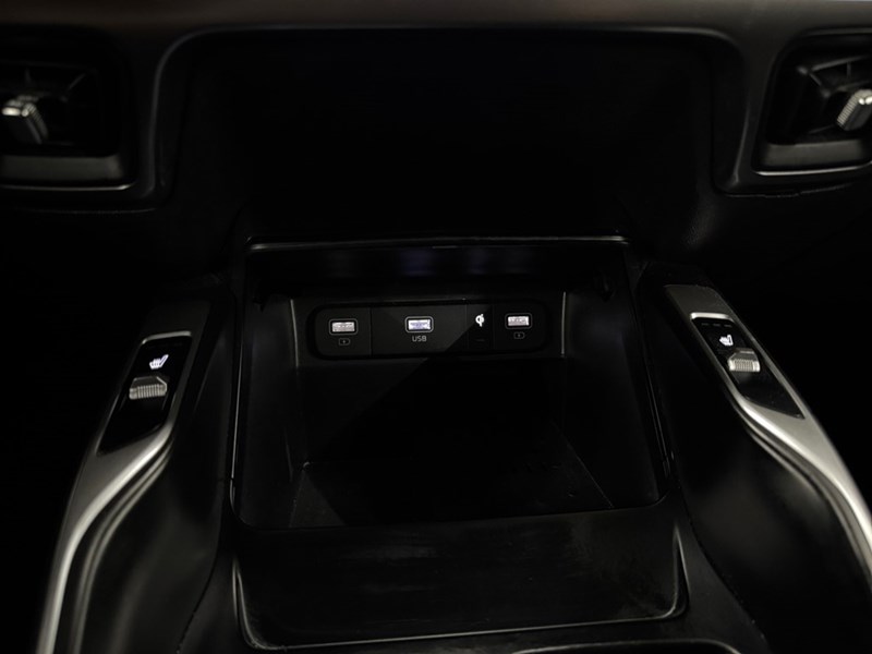 2023 Kia Sorento LX Premium AWD