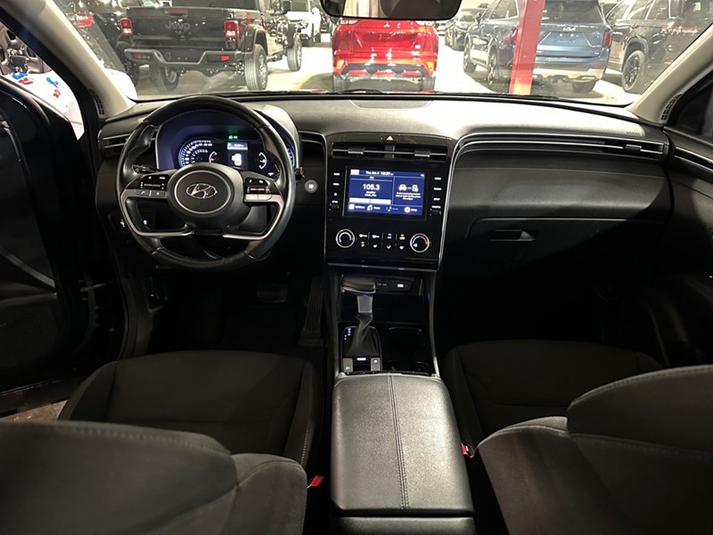 2022 Hyundai Tucson Preferred / Carplay/ Lane Keep/  Adaptive Cruise