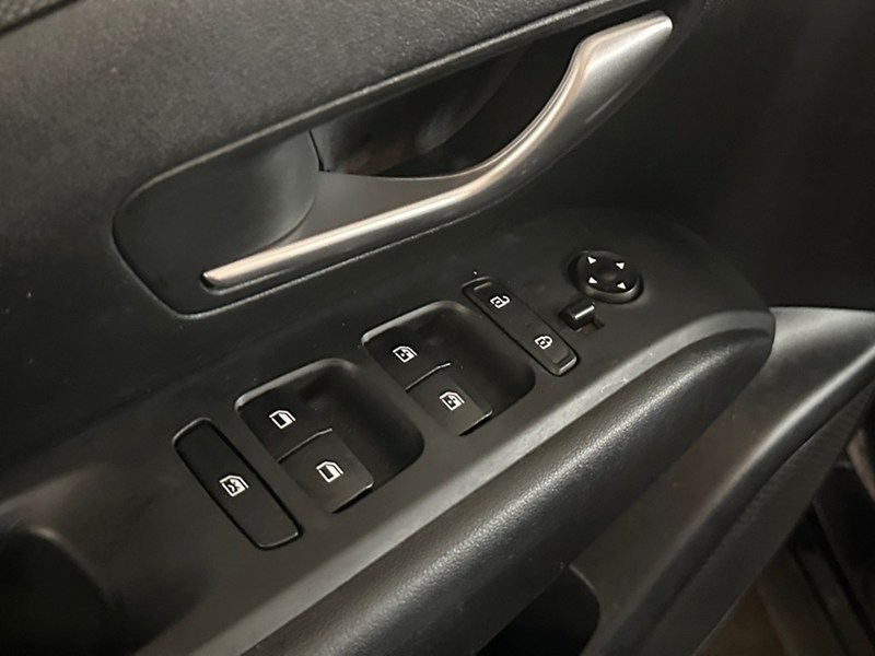 2022 Hyundai Tucson Preferred / Carplay/ Lane Keep/  Adaptive Cruise