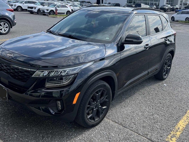 2021 Kia Seltos EX AWD/ CAR PLAY/LEATHER/ BLIND SPOT/ SUNROOF