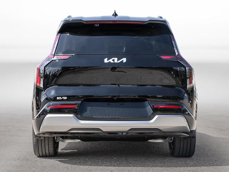 2026 Kia EV9 Land w/Plus Package AWD