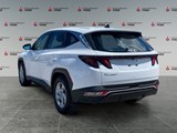 2022 Hyundai Tucson Essential image 3