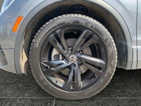 2023 Volkswagen Tiguan Comfortline R-Line Black Edition 4MOTION