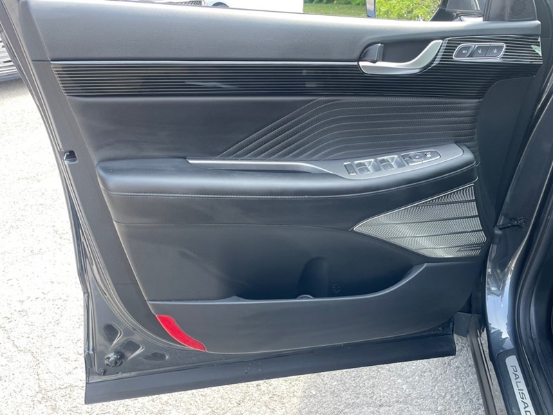 2025 Hyundai Palisade Ultimate Calligraphy 7-Passenger AWD