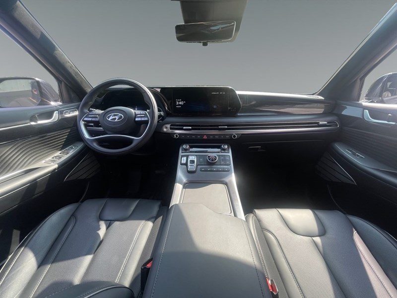 2025 Hyundai Palisade Ultimate Calligraphy 7-Passenger AWD