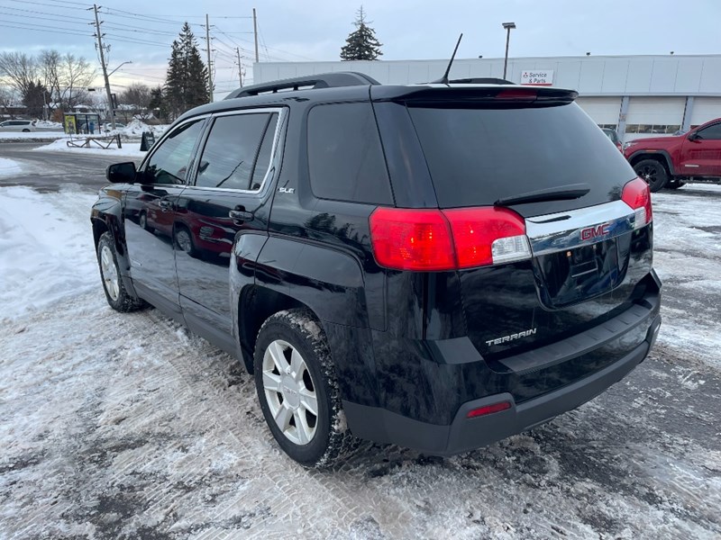 2013 GMC Terrain FWD 4dr SLE-2