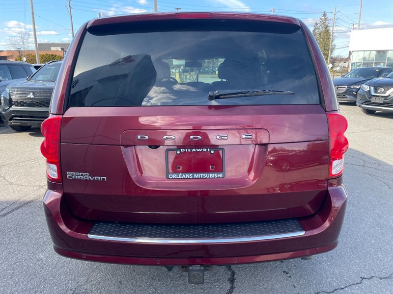 2020 Dodge Grand Caravan Premium Plus 2WD