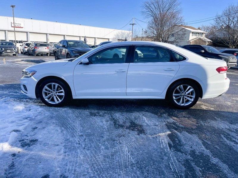 2021 Volkswagen Passat Highline Auto