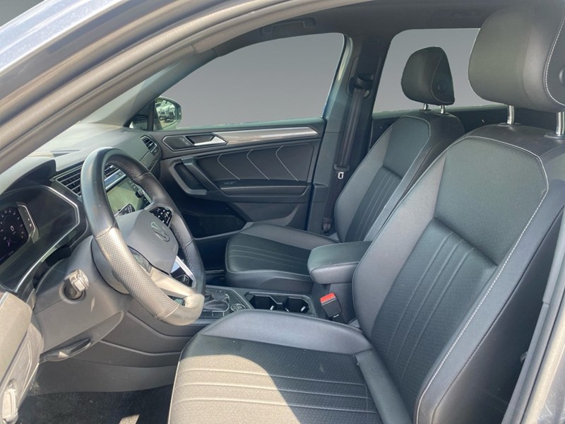 2023 Volkswagen Tiguan Comfortline R-Line Black Edition 4MOTION
