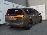 2027 Chrysler Pacifica Select image 5