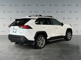 2020 Toyota RAV4 XLE image 5
